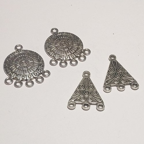 Lot de 4 pendentifs en métal argenté