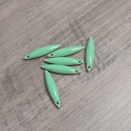 Navettes sequins émaillés vert (x 6)