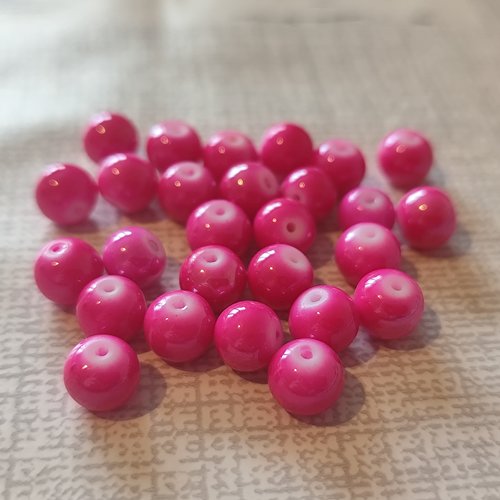 Perles rondes fuschia 8mm
