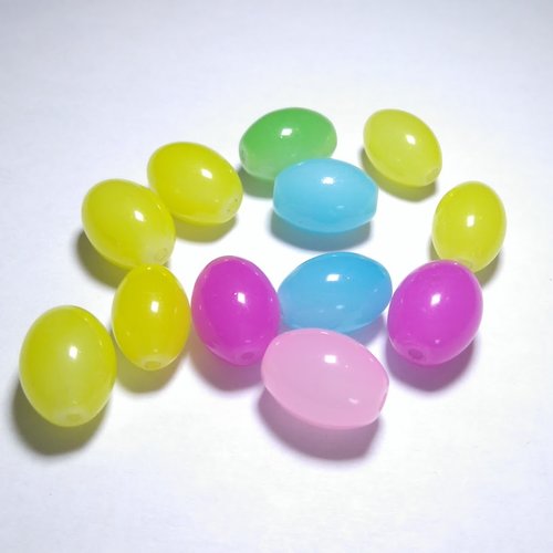 Perles de verre olive multicolore / rouge