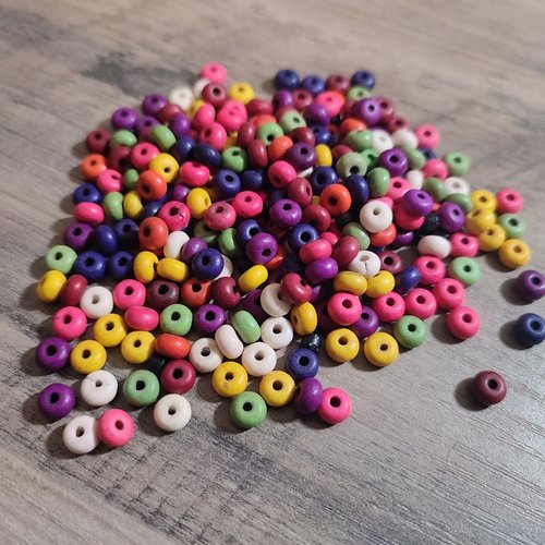 Lot de perles howlites colorées 6mm