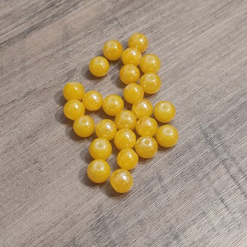 Lot de 20 perles en verre jaune 8 mm