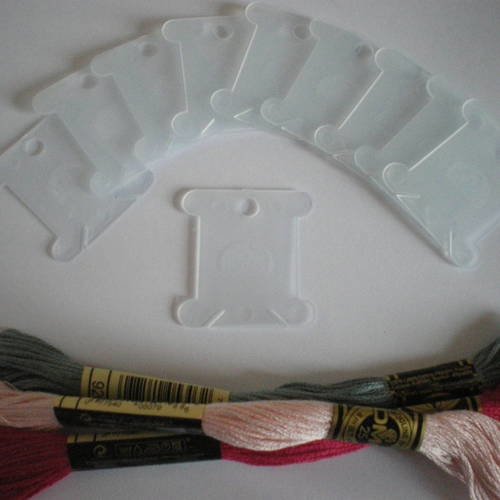 Cartonnette plastique pour fil a broder - bleu 