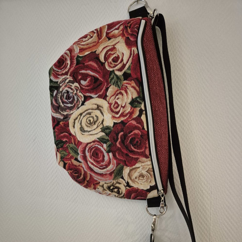 Pochette banane "roses" porté épaule adulte