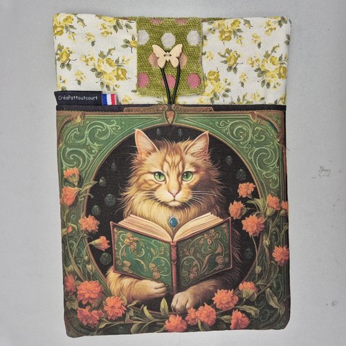 Protège livre ou liseuse, avec poche. chat lecteur