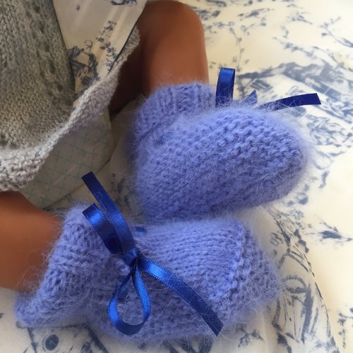 ** chaussons bébé ** angora bleu lavande