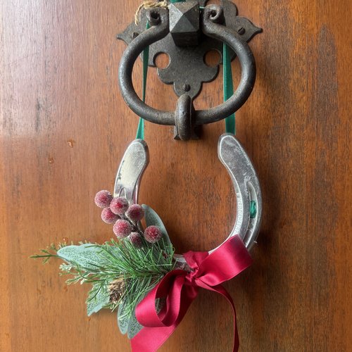 * fer a cheval de noël * noeud rouge