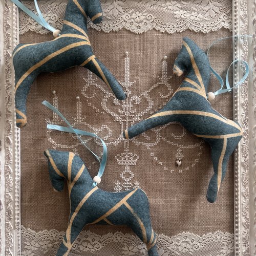 Lot 3  chevaux    **   décoration chic