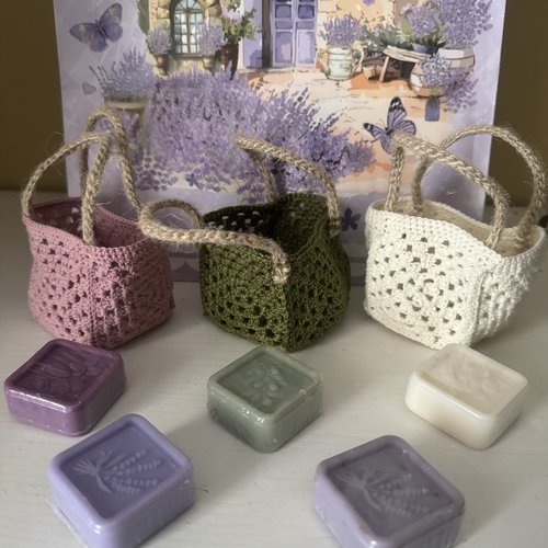Lot 3 * paniers miniatures  * coton au crochet