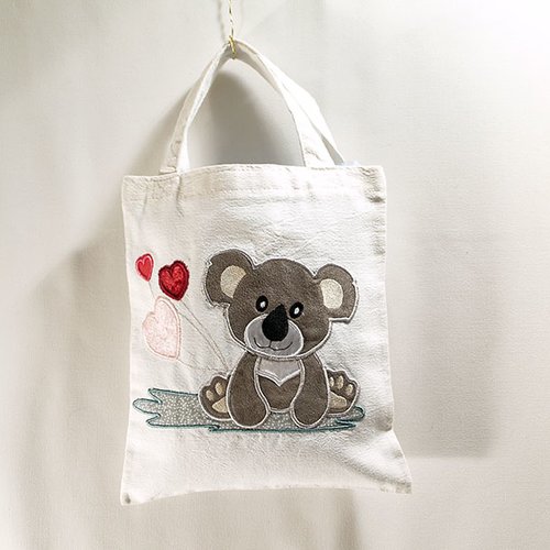 Mini tote bag pour enfant, petit sac brodé pour le doudous ou le goûter
