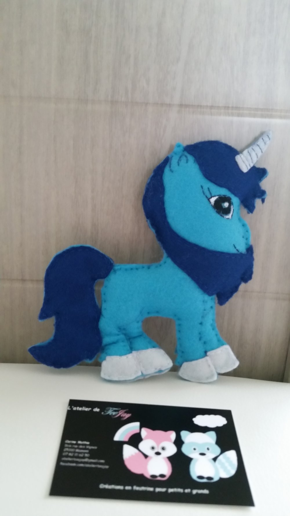 doudou licorne bleu