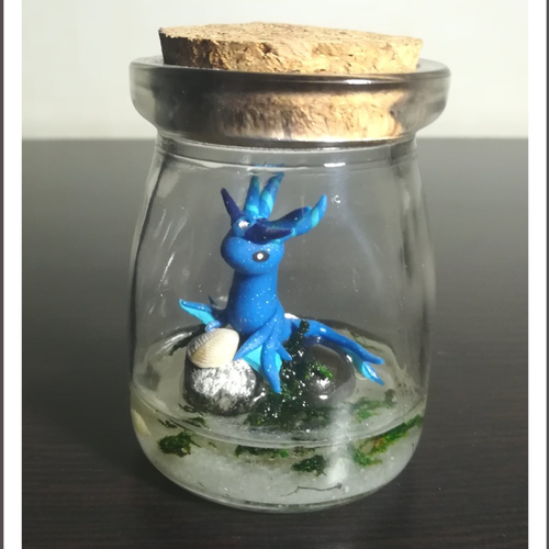 Bebe Dragon Bleu Dans Une Bouteille Un Grand Marche