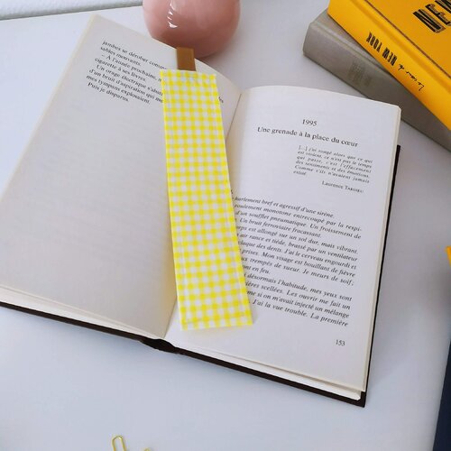 Marque page en tissu - signet - bookmark