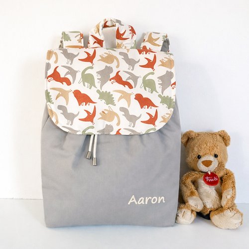 Sac maternelle dinosaure personnalisé , sac enfant  imperméable, sac crèche garçon, sac enfant gris, sac dinosaure