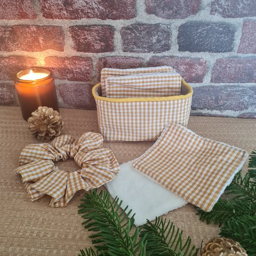 Coffret beauté, coffret chouchou, coffret lingettes, coffret cadeau liberty vichy jaune