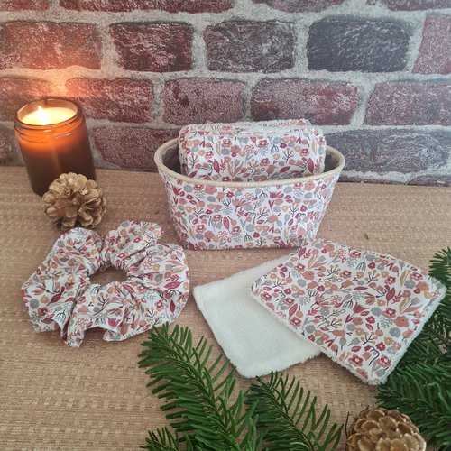 Coffret beauté, coffret chouchou, coffret lingettes, coffret cadeau liberty vichy jaune