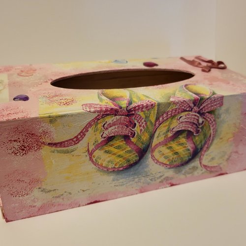 Boite à mouchoirs en bois, rectangulaire, décorée avec la technique du serviettage et peinture