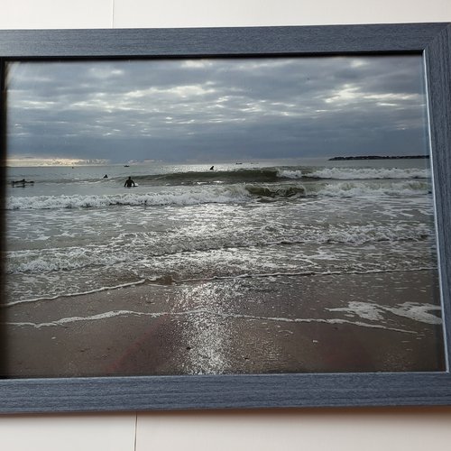 Photo (poster) prise par moi-même et encadrée par mes soins "les surfeurs"