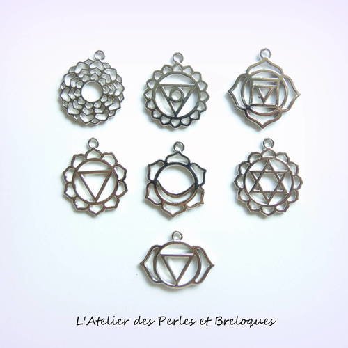 7 pendentifs chakras yoga en metal argent (r349)