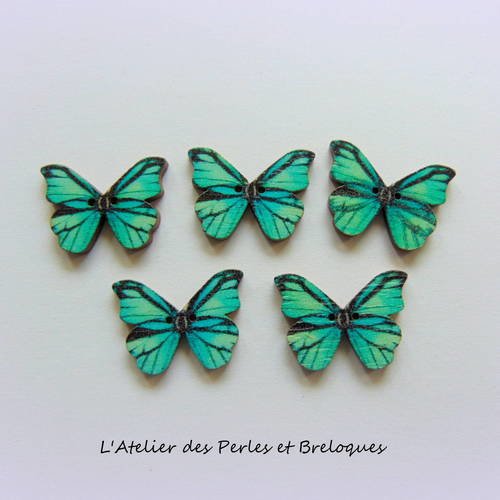 5 boutons en bois papillon (r256) 