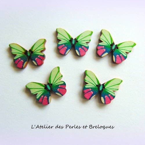 5 boutons en bois papillon (r256) 