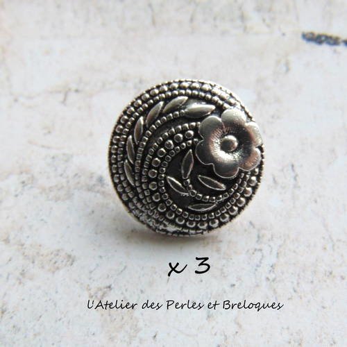 3 boutons motif fleur metal argente (r818) 
