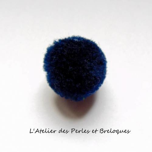 Petit  pompon bleu tres fonce  20 mm 