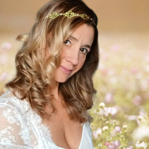 Headband de mariée doré à perles nacrées blanches- bijou de cheveux pour compléter une coiffure de mariée- esprit bohème chic.