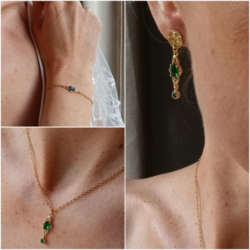 Paon- parure de trois bijoux or et vert.