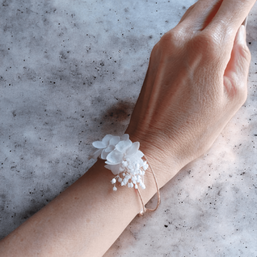 Ania- bracelet de fleurs de mariée.