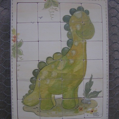 Puzzle enfant bois éducatif*dinosaure*24 pièces carrés* peint à la main