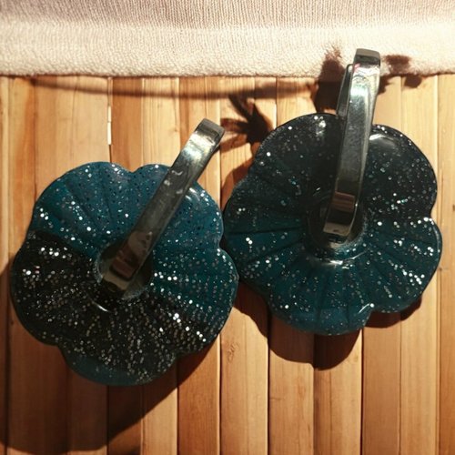 Boucle d’oreille pampille fleurs créole