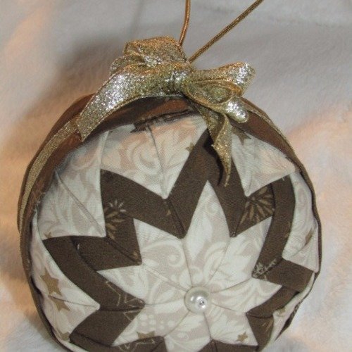 Décoration De Noël 6 Boules En Tissu Patchwork Noel Création Unique By Xatryne Patchwork Sapin Cadeau Quilted Ball Christmas Ornament