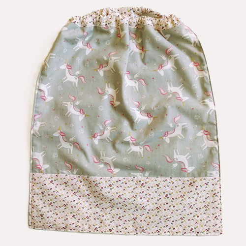 Serviette de table enfant, élastiquée réversible et absorbante - motifs licornes
