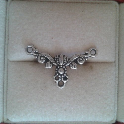 Connecteur argent fleur de lotus 26 x 15 mm