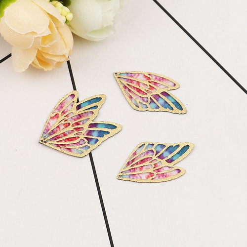 Pendentif aile papillon multicolore 30 x 18mm