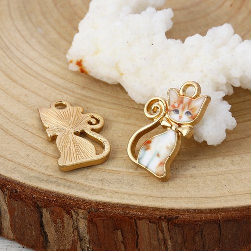 Breloque chat émail doré orange blanc 21 x 13 mm