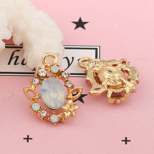 Breloque fleur doré à strass blanc 18 x 14mm