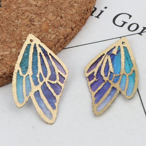 Pendentif aile de papillon bleu 30 x 16 mm