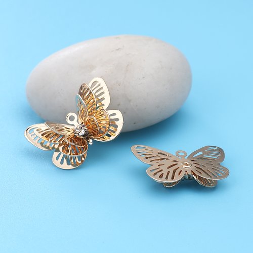 Breloque estampe papillon doré strass 23mm