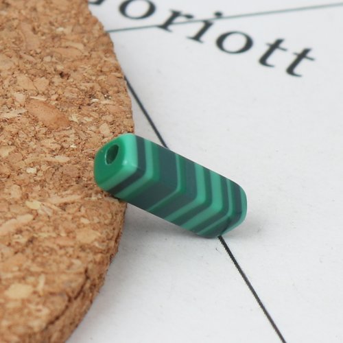 Perle imitation malachite rectangle vert 13 x 5mm