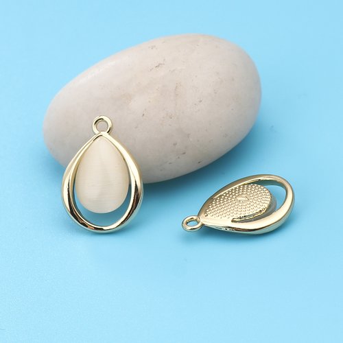 Breloque goutte d'eau doré crème 22mm