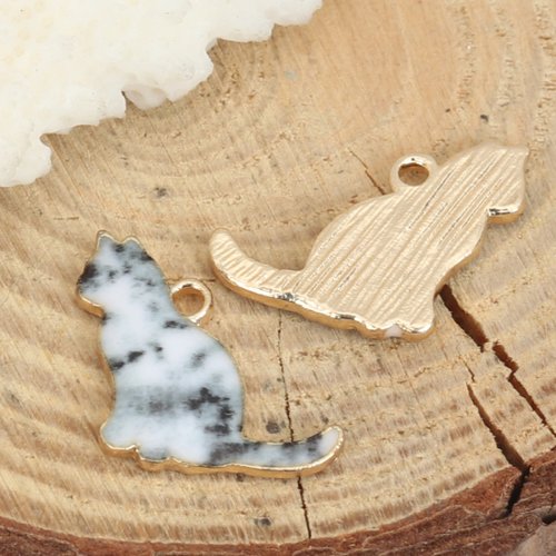 Breloque chat émail doré gris blanc 17 x 16 mm