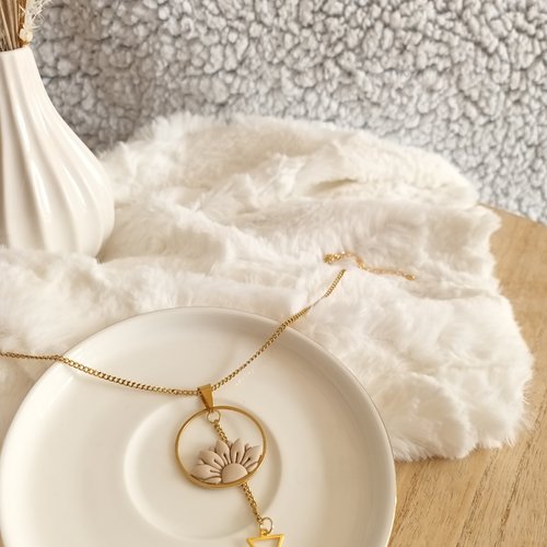 Collier élégant sahara/doré pate polymère