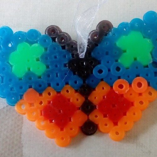 Grigri De Sac Ou Modèle Enfant Papillon Pixel Arts Hama Beads
