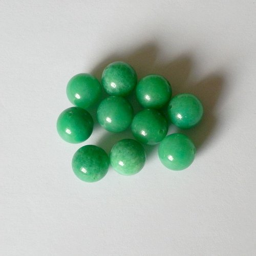 Perle ronde 12 mm en jade vert
