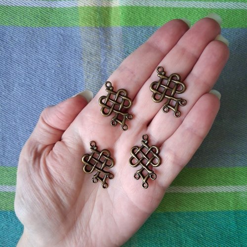 Lot de 4 connecteurs nœuds celtiques