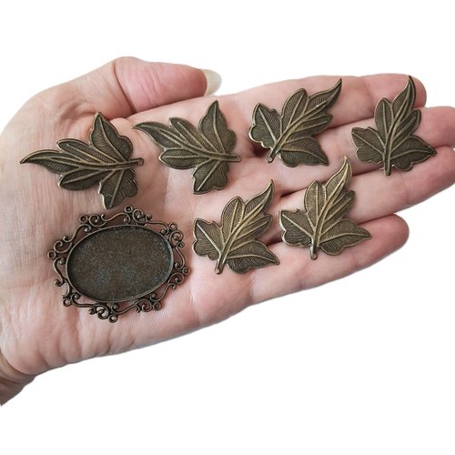 Lot de breloques feuilles + 1 support cabochon