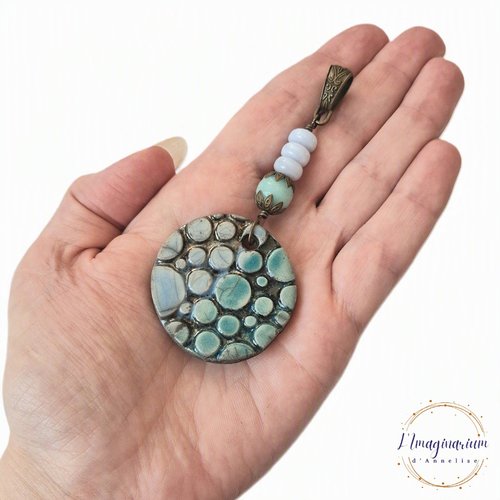 Pendentif eyal