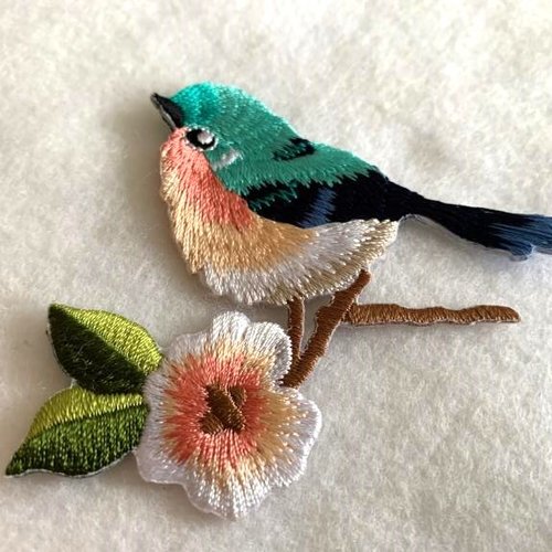 Appliqué à coller, oiseau vert et rose,  fleur de pommier, cerisier, neuf, 8 cm / 6.8, vente à l'unité